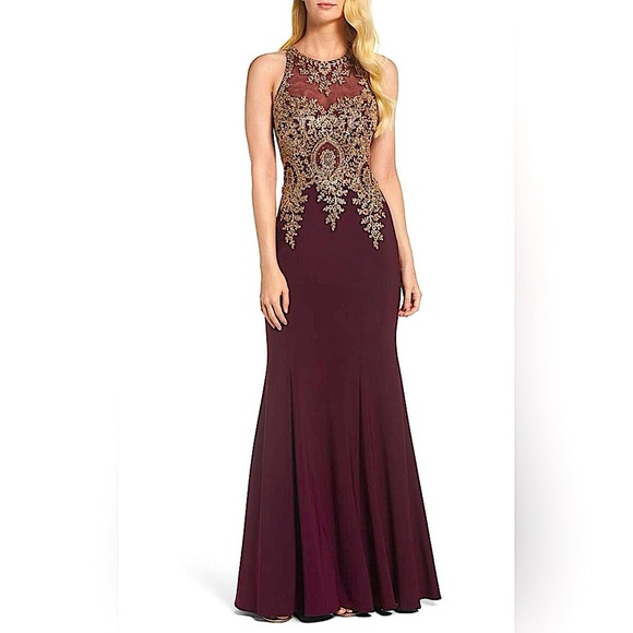 Xscape Embroidered Mermaid Gown. Size 10. - Picture 1 of 10